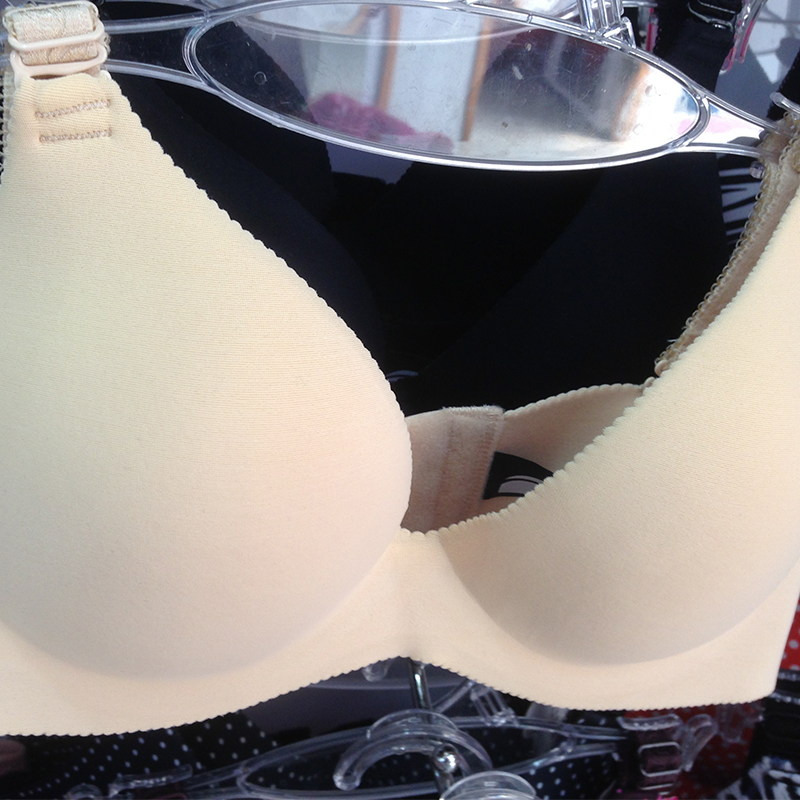 內衣雞心位沖孔機 HD-1816 內衣雞心位沖孔機 HD-1816