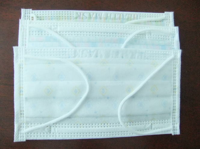 高速全電內耳包邊口罩機HD-11107 高速全電內耳包邊口罩機HD-11107