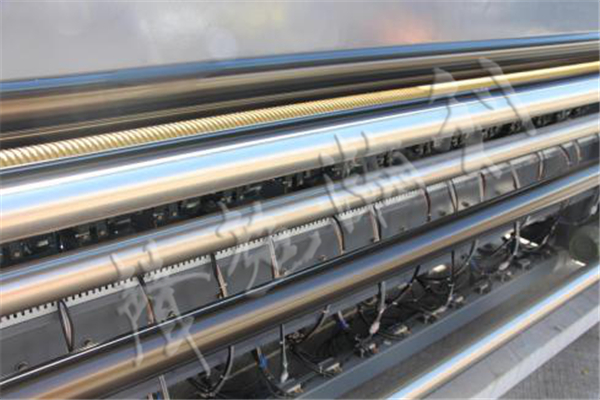 <a href='http://www.wingedpower.com.cn/xingyezixun/748.html' target='1' style='font-size:14px; font-weight:bold; color:#ff0000;'>裥棉機</a>