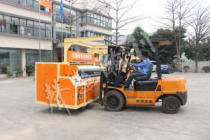 <a href='http://www.wingedpower.com.cn/xingyezixun/698.html' target='1' style='font-size:14px; font-weight:bold; color:#ff0000;'>超聲波<a href='http://www.wingedpower.com.cn/xingyezixun/748.html' target='1' style='font-size:14px; font-weight:bold; color:#ff0000;'>裥棉機(jī)</a></a>